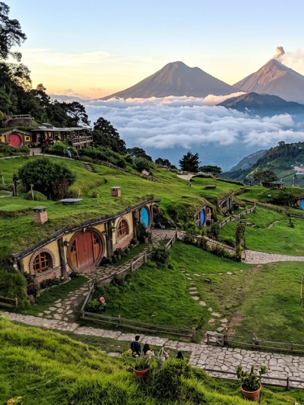 Hobbitenango shuttles